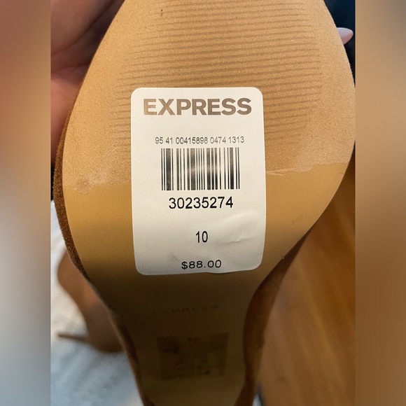 Express Camel color Bootie - Picture 6 of 8